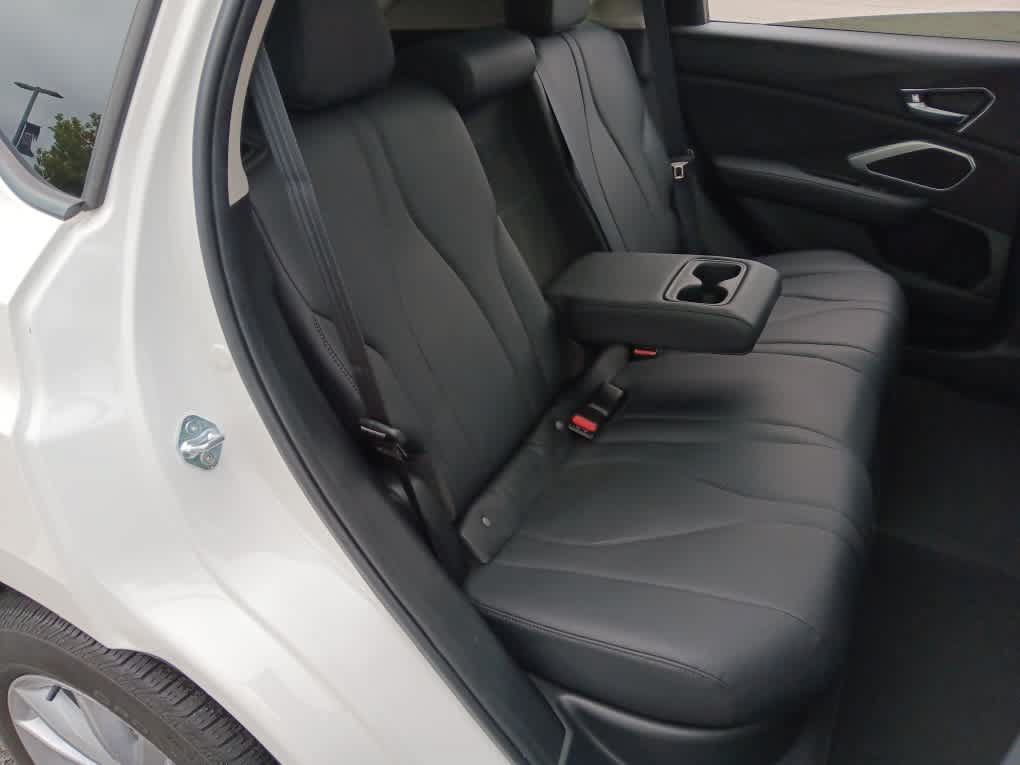 Used 2024 Acura RDX SH-AWD image 16