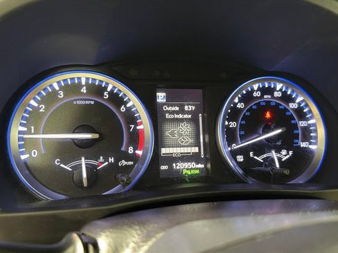 Used 2019 Toyota Highlander Limited FWD image 20