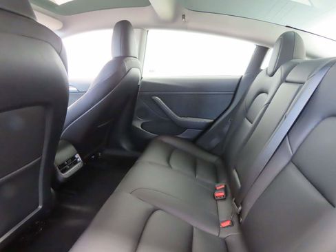 Used 2023 Tesla Model 3 Standard Range RWD image 14