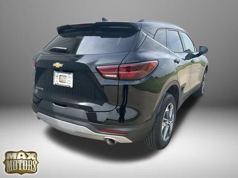 Used 2024 Chevrolet Blazer LT w/ Convenience Package FWD image 9