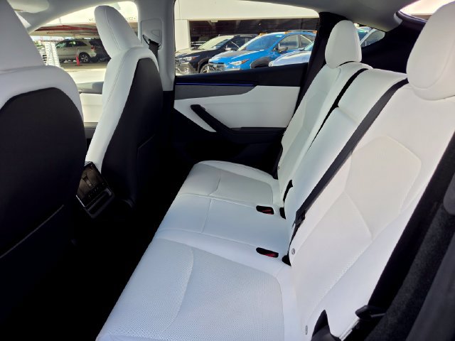 Used 2026 Tesla Model Y Long Range RWD image 20