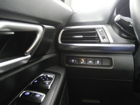 Used 2022 Kia Telluride LX image 19