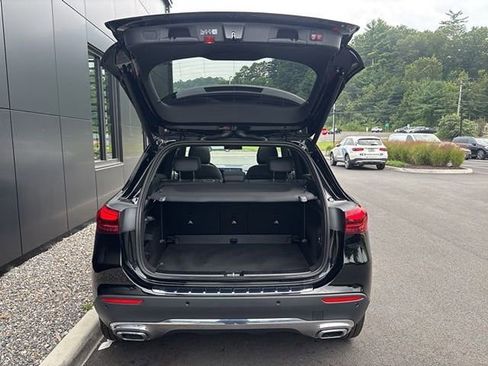 New 2025 Mercedes-Benz GLA 250 4MATIC image 16