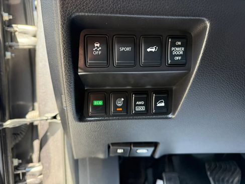 Used 2015 Nissan Rogue SL w/ SL Premium Package AWD/4WD image 22