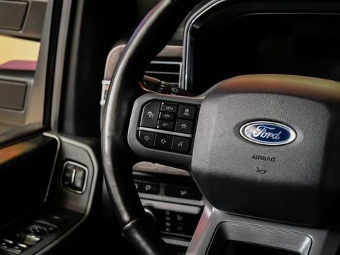 Used 2023 Ford F350 Lariat w/ Lariat Ultimate Package AWD/4WD image 18