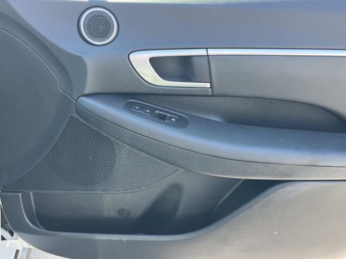 Used 2025 Hyundai Sonata SEL FWD image 20