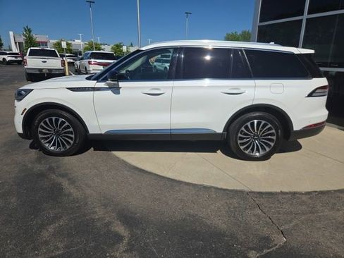 Certified 2023 Lincoln Aviator Reserve w/ Equipment Group 201A AWD/4WD image 3