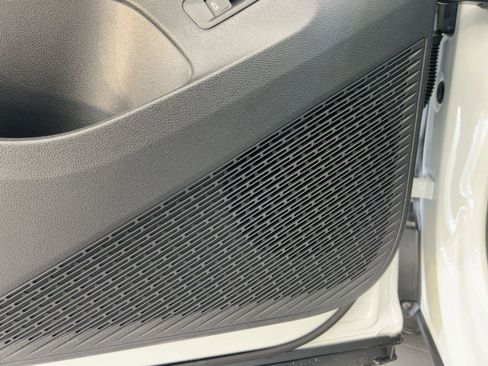 New 2026 Volkswagen Atlas SE image 22