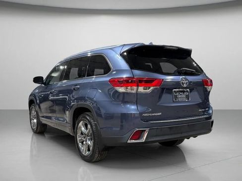 Used 2018 Toyota Highlander Limited Platinum AWD/4WD image 6