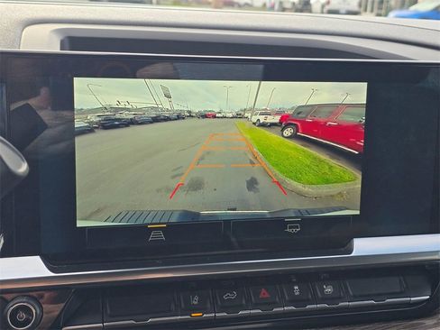 Used 2025 Chevrolet Silverado 2500 LT w/ Convenience Package image 29