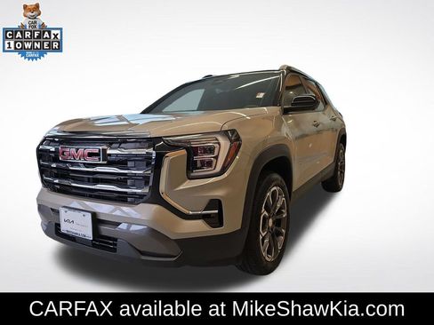 Used 2026 GMC Terrain Elevation w/ Elevation Premium Package FWD image 1