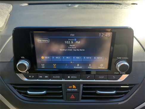 Used 2024 Nissan Altima 2.5 S image 27