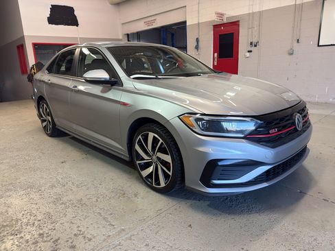 Used 2020 Volkswagen Jetta GLI FWD image 1