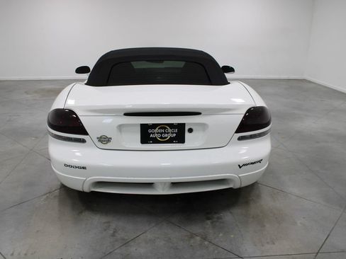 Used 2004 Dodge Viper SRT-10 RWD image 8