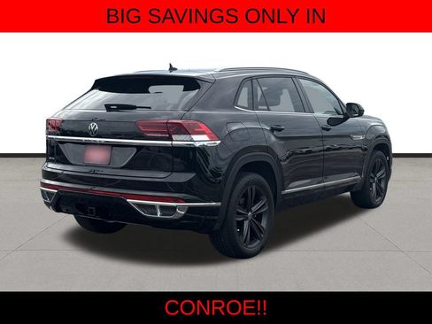Used 2020 Volkswagen Atlas Cross Sport SE w/ Panoramic Sunroof Package FWD image 9