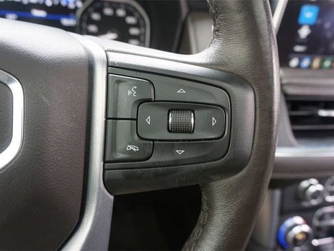 Used 2021 GMC Yukon SLT w/ SLT Premium Package image 9