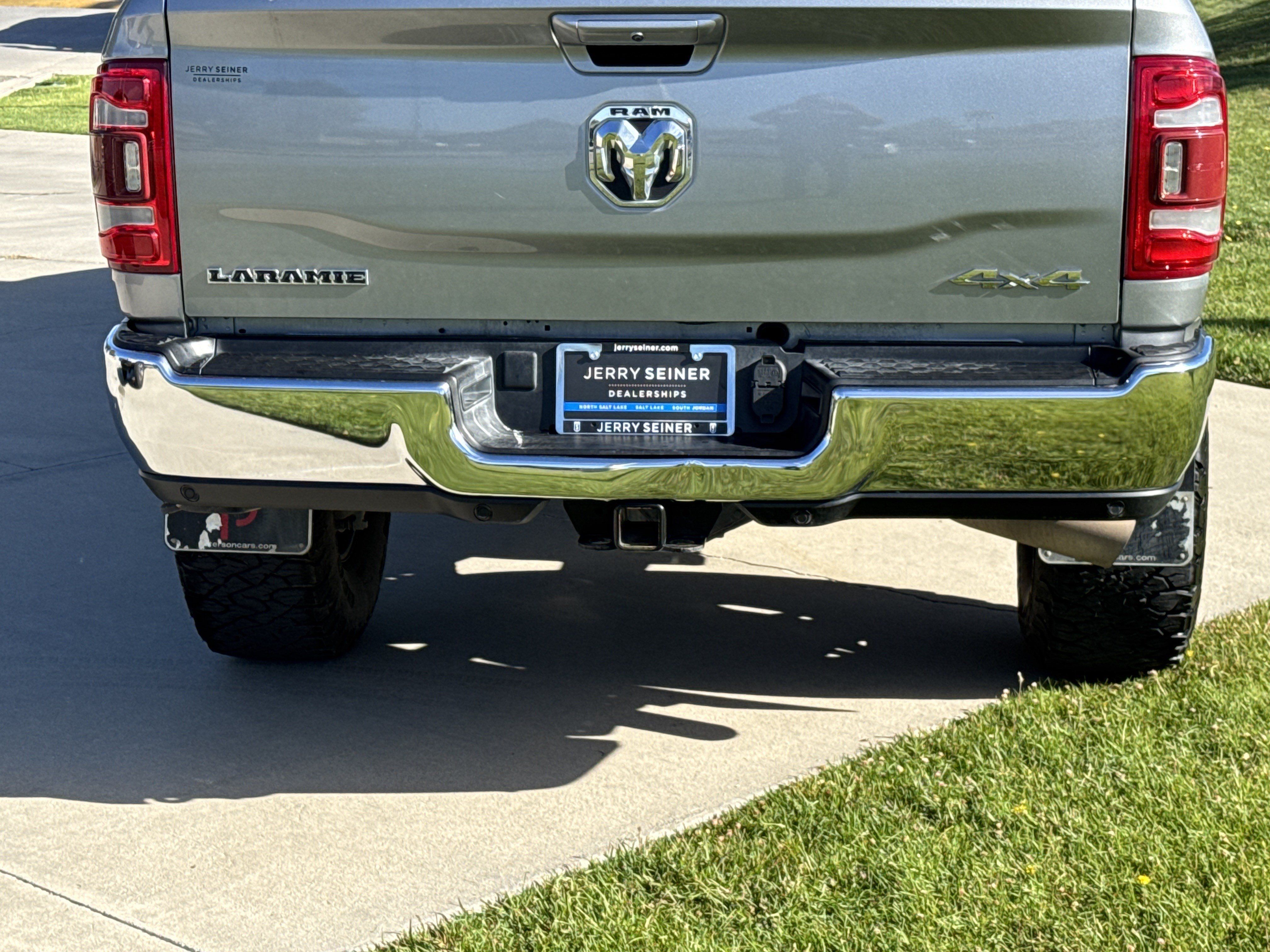 Used 2024 RAM 3500 Laramie w/ Safety Group AWD/4WD image 13