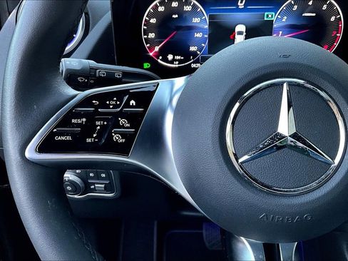 Used 2025 Mercedes-Benz GLA 250 4MATIC image 20
