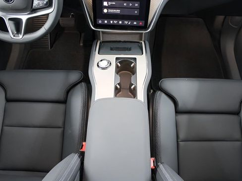New 2025 Volvo EX90 Ultra image 24