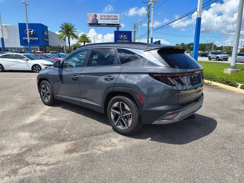 Used 2025 Hyundai Tucson SEL FWD image 4