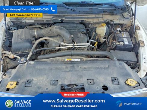 Used 2013 RAM 1500 Classic SLT w/ Protection Group AWD/4WD image 15