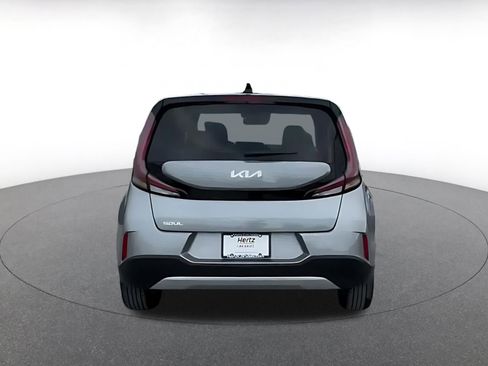 Used 2025 Kia Soul LX w/ LX Technology Package image 12