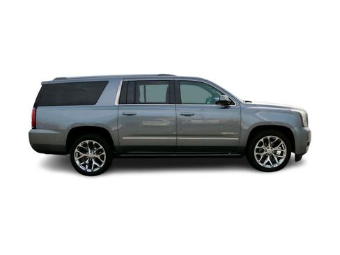 Used 2018 GMC Yukon XL Denali w/ Denali Ultimate Package AWD/4WD image 4