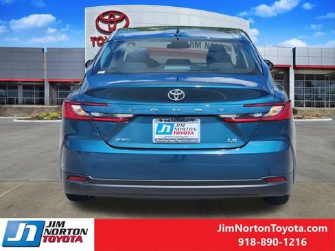Used 2025 Toyota Camry LE FWD image 6