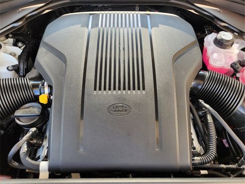 New 2025 Land Rover Range Rover Sport Dynamic SE image 21