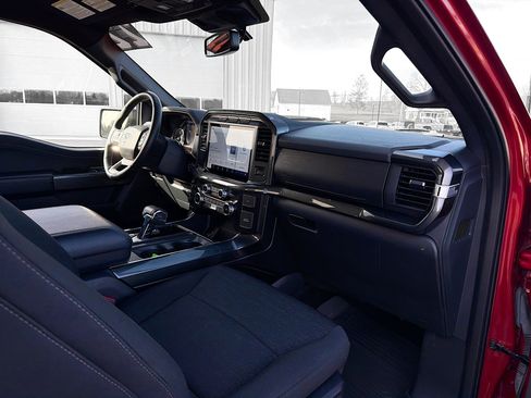 Used 2022 Ford F150 XLT w/ Equipment Group 302A High image 27