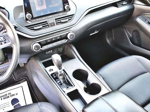 Used 2020 Nissan Altima 2.5 S image 18