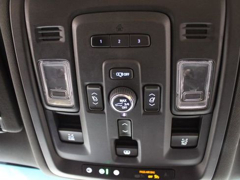 Used 2021 GMC Yukon AT4 image 47