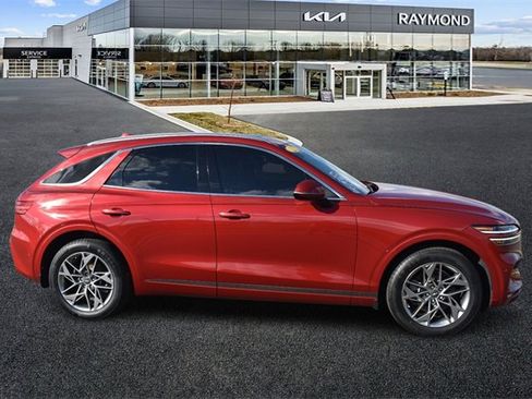 Used 2022 Genesis GV70 2.5T w/ Advanced Package image 2