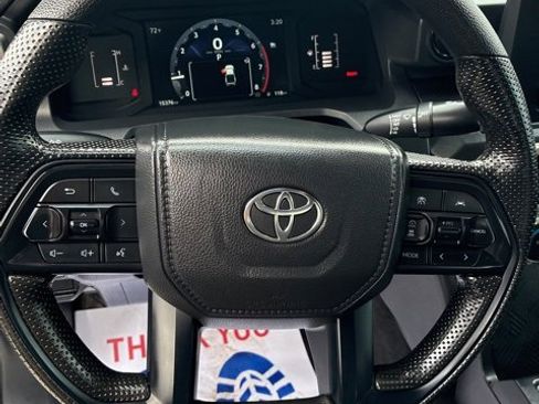 Used 2024 Toyota Tacoma SR image 12