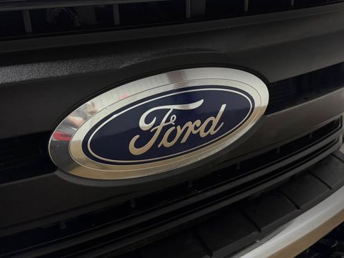 Used 2018 Ford F350 XL w/ Power Equipment Group AWD/4WD image 7