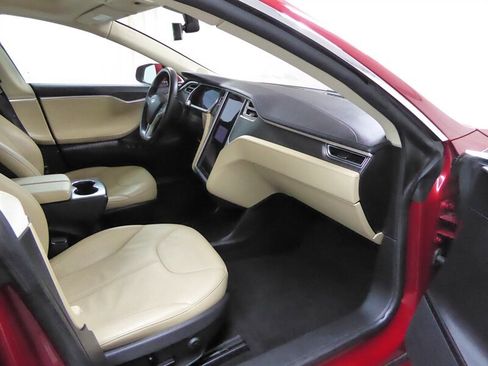 Used 2013 Tesla Model S Performance image 20