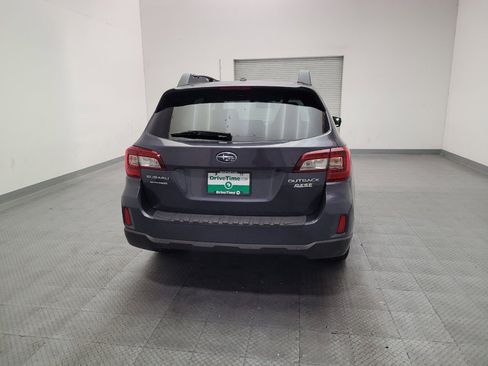 Used 2015 Subaru Outback 2.5i Premium AWD/4WD image 7