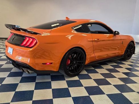 Used 2021 Ford Mustang Shelby GT500 w/ Technology Package RWD image 8