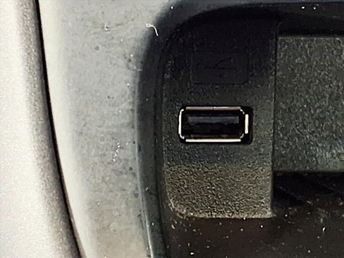 Used 2018 Ford Focus SEL image 21