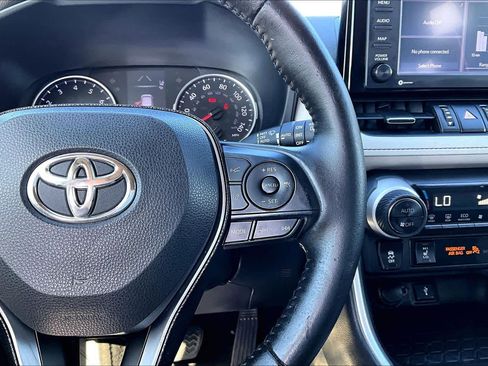 Used 2021 Toyota RAV4 XLE Premium FWD image 24