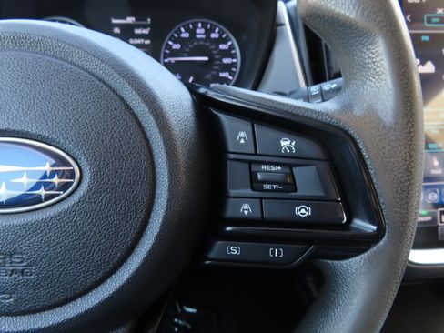 Used 2024 Subaru Crosstrek 2.0i Premium AWD/4WD image 21