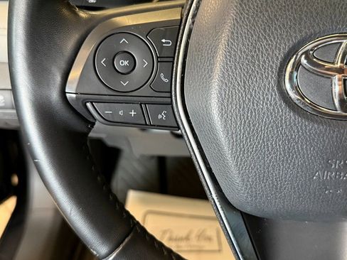 Used 2019 Toyota Camry SE image 10