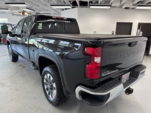 Used 2024 Chevrolet Silverado 2500 LT w/ All Star Edition AWD/4WD image 12