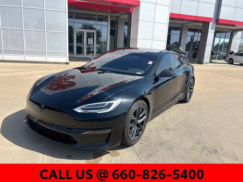 Used 2021 Tesla Model S Plaid AWD/4WD image 2
