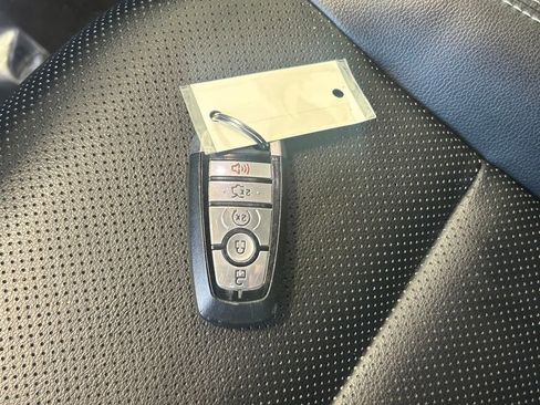 Used 2020 Ford Escape SEL image 42