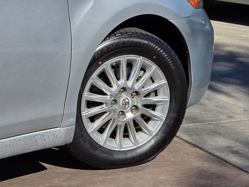 Used 2007 Toyota Camry LE image 13