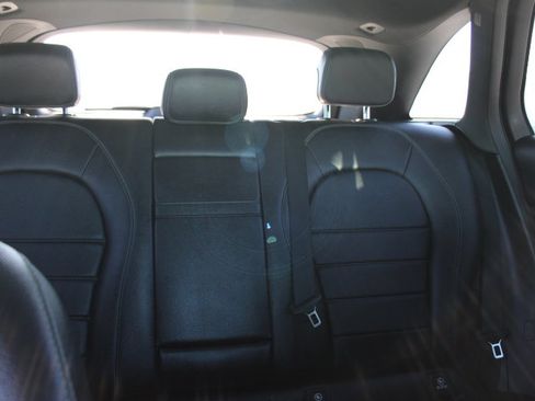 Used 2020 Mercedes-Benz GLC 300 GLC 300 image 23