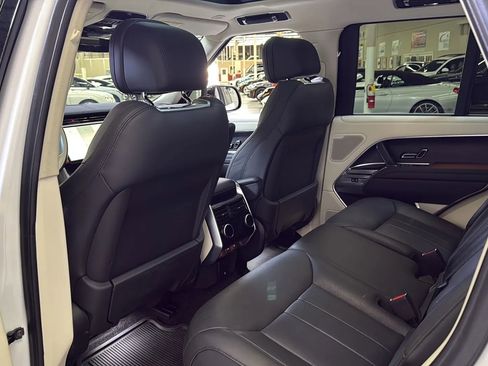 Used 2024 Land Rover Range Rover SE AWD/4WD image 26