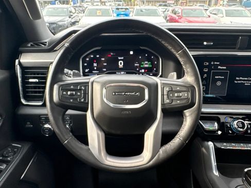 Used 2022 GMC Sierra 1500 Denali AWD/4WD image 16