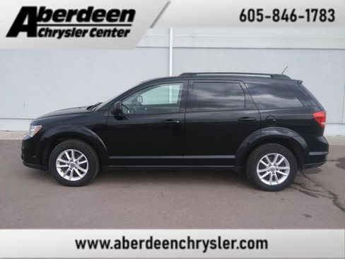 Used 2017 Dodge Journey SXT w/ Comfort/Convenience Group image 1
